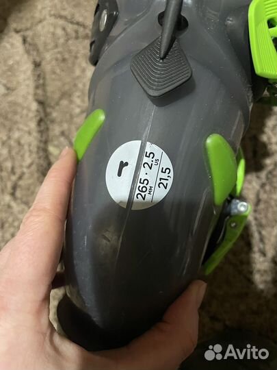 Горные лыжи и ботинки детские комплект