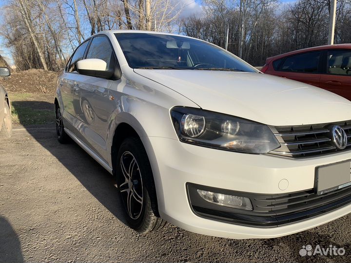 Volkswagen Polo 1.6 МТ, 2015, 100 000 км