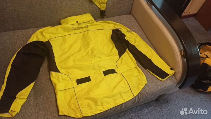 Дождевик мембранный