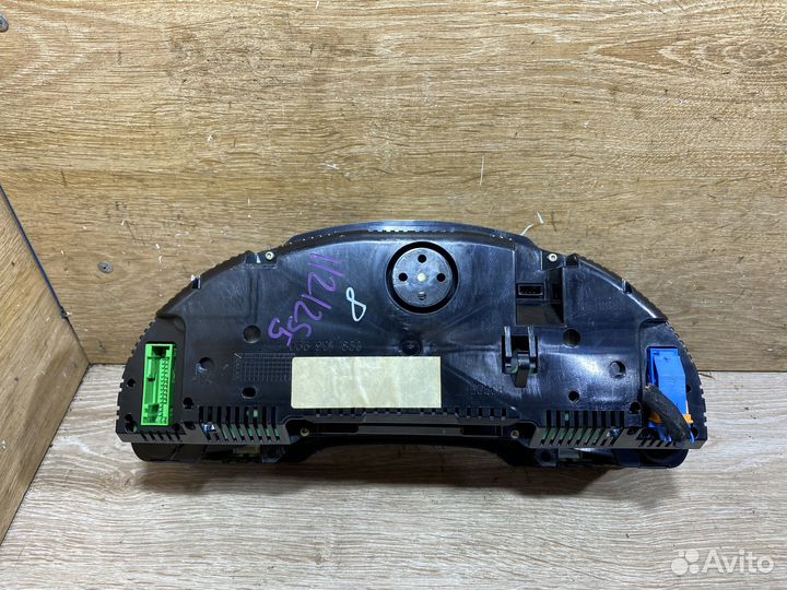 Панель приборов Audi A4 B7 бензин 1121255