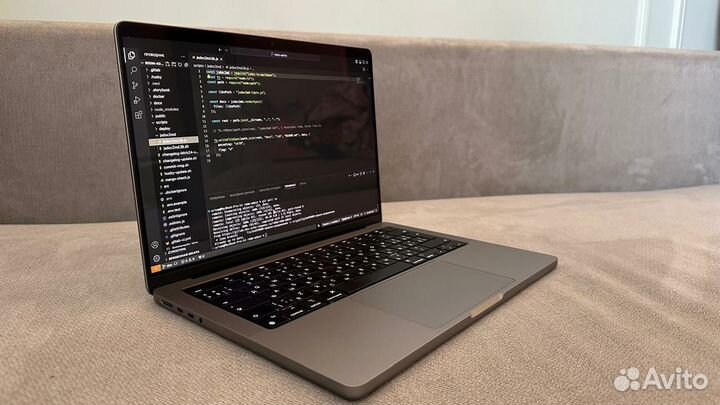 Apple macbook pro14 m1pro