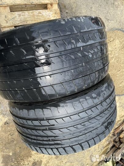 Dunlop SP Sport Maxx GT 35 R20