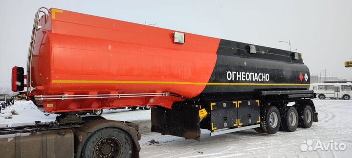 Полуприцеп бензовоз УралСпецТранс ППЦ 40П-24Д-3 УСТ 9465, 2023