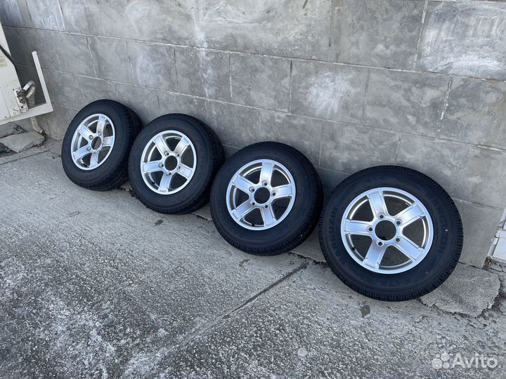 Колеса на ниву