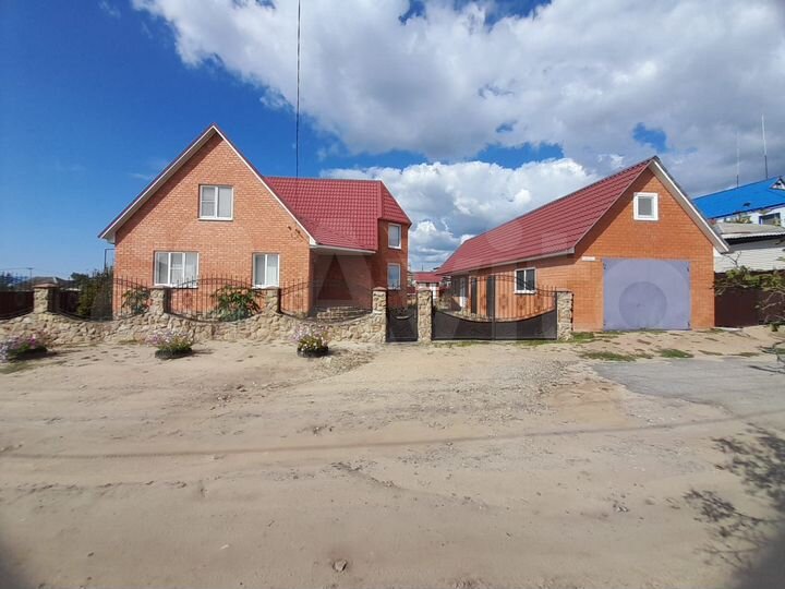 Дом 150 м² на участке 8,5 сот.