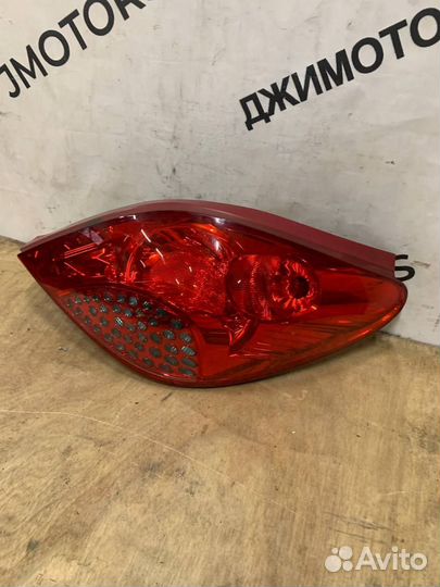 Фонарь задний правый Peugeot 207 CC кабриолет
