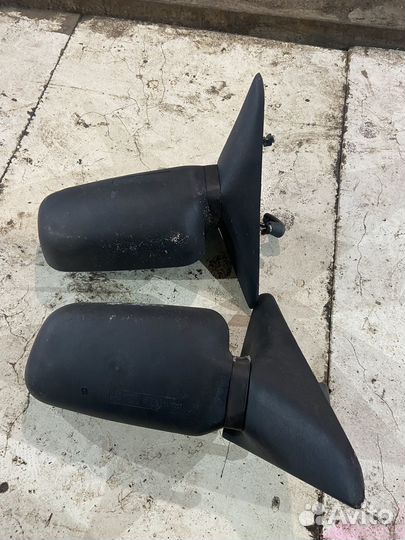 Зеркало на машину