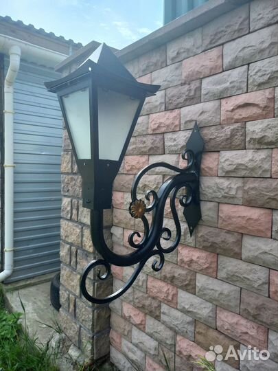 Уличный садовый кованый фонарь светильник д44