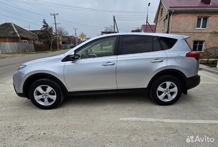 Toyota RAV4 2.0 CVT, 2015, 106 000 км