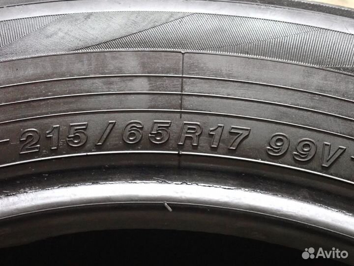 Yokohama BluEarth AE50 215/65 R17 99V