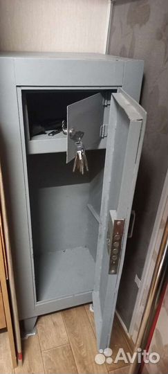 Оружейный сейф б у