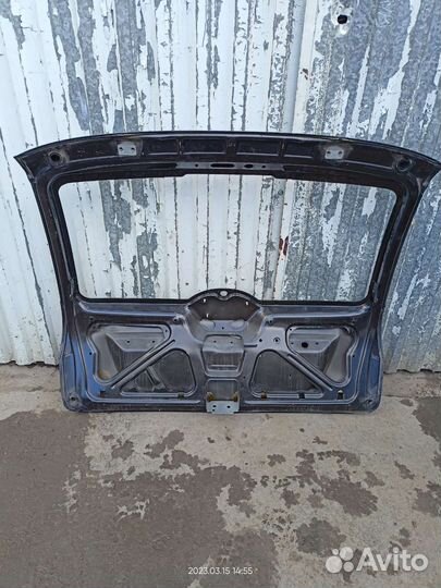 Крышка багажника LADA Granta