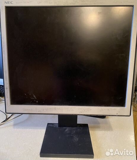 Монитор NEC