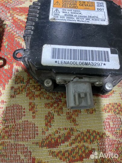 Infiniti блок ксенон фара