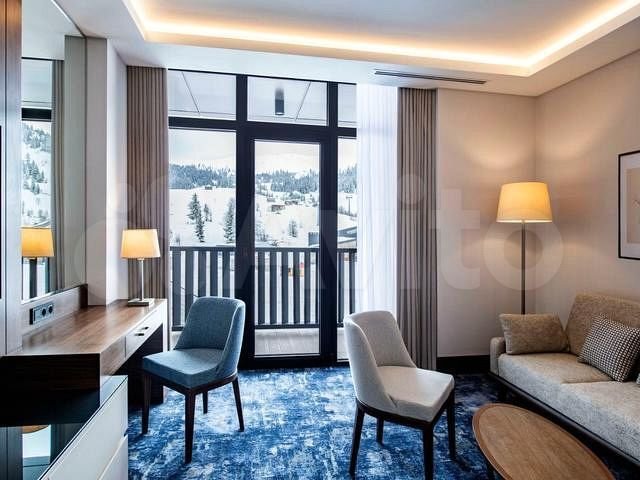 2-к. квартира, 67 м², 3/6 эт.