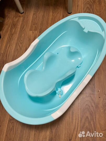 Ванночка для купания, горка и термометр