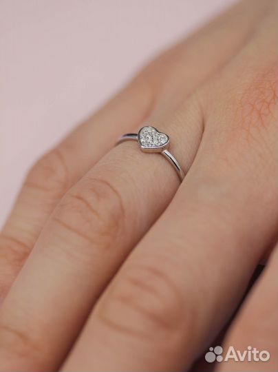 Серебряное кольцо Сердце