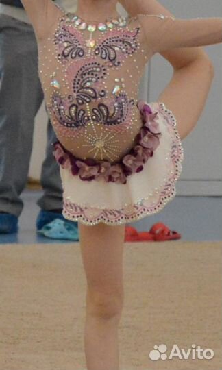 Купальник для художественной гимнастики