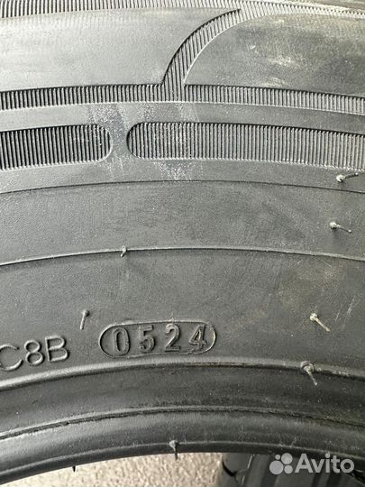 Kumho PorTran KC53 215/75 R16C 113R