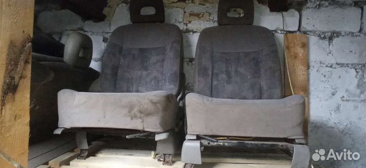 Mazda premacy CP8W сиденье переднее правое велюр