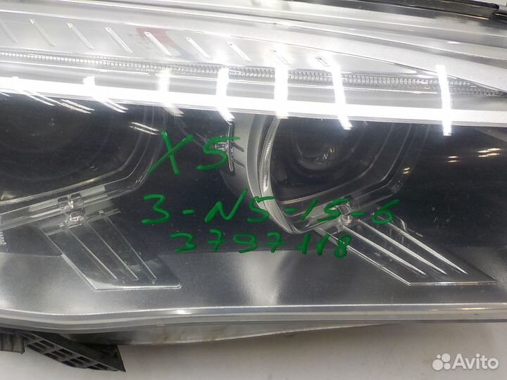 Фара правая BMW X5