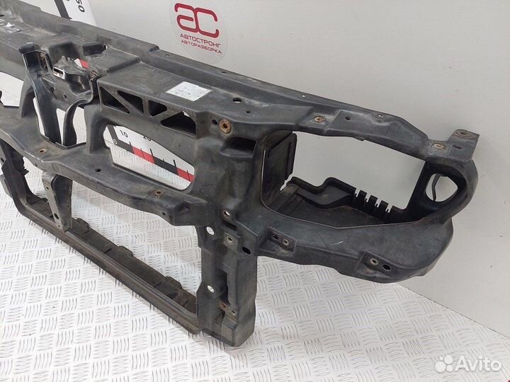 Панель передняя (телевизор) для Volkswagen Golf 4