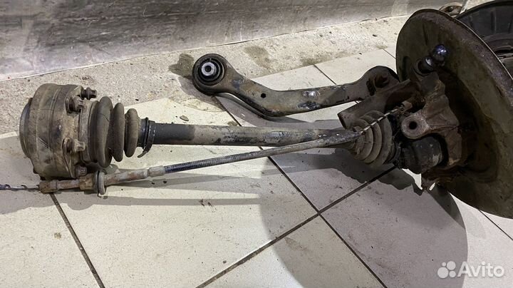 Поворотные кулаки в сборе BMW 7 series E38 long