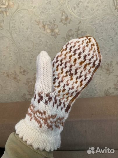 Варежки вязаные ручной работы