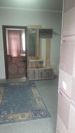2-к. квартира, 90 м², 1/2 эт.