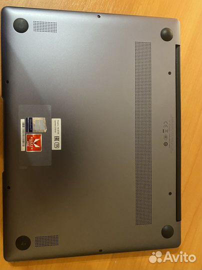 Huawei matebook 13 amd