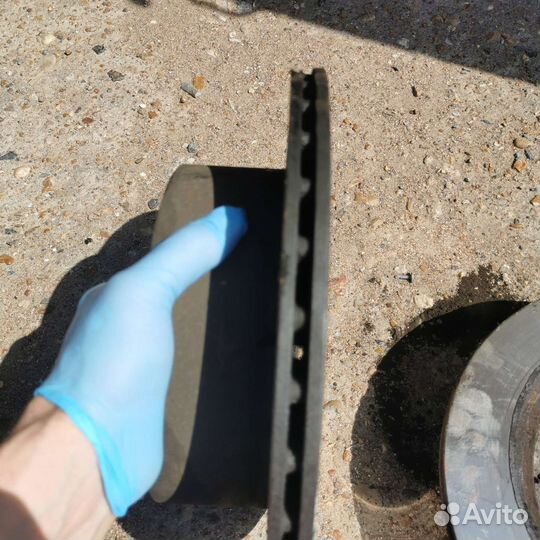 Суппорт тормозной Y60