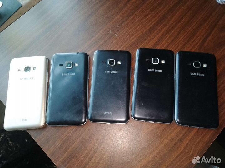 Samsung sm-J120