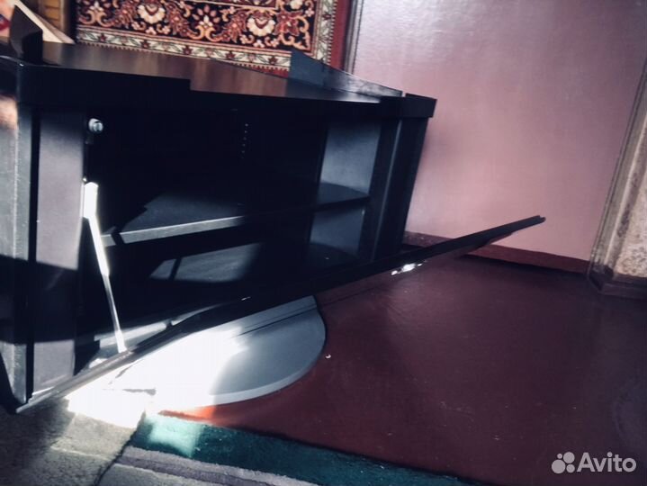 Тумба для музыки апаратуры телевизор