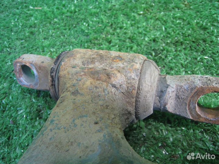 Рычаг передний левый нижний KIA Cerato (LD) 2005