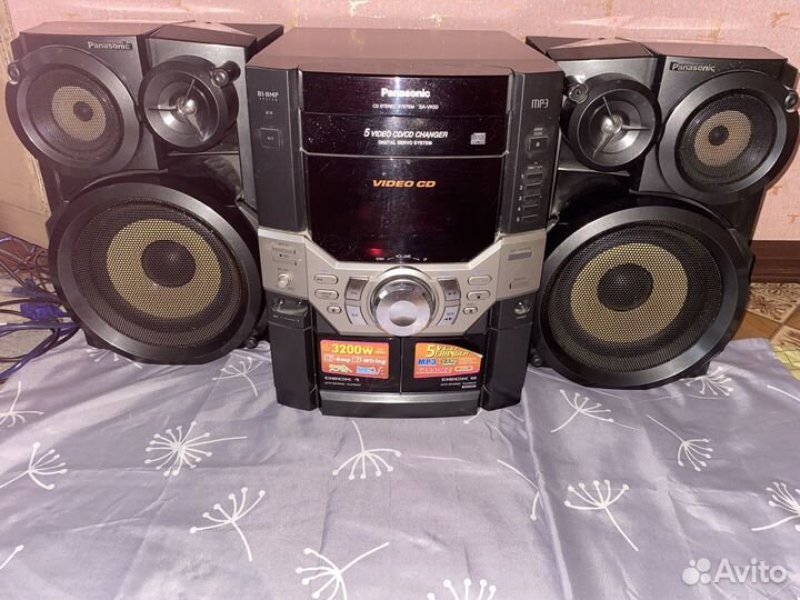 Музыкальный центр