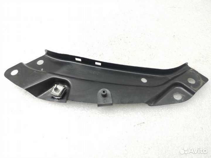 Кронштейн фары правый Volkswagen Polo 5 2010