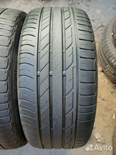 Bridgestone Turanza T001 225/45 R17