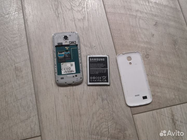 Телефон samsung s4 mini