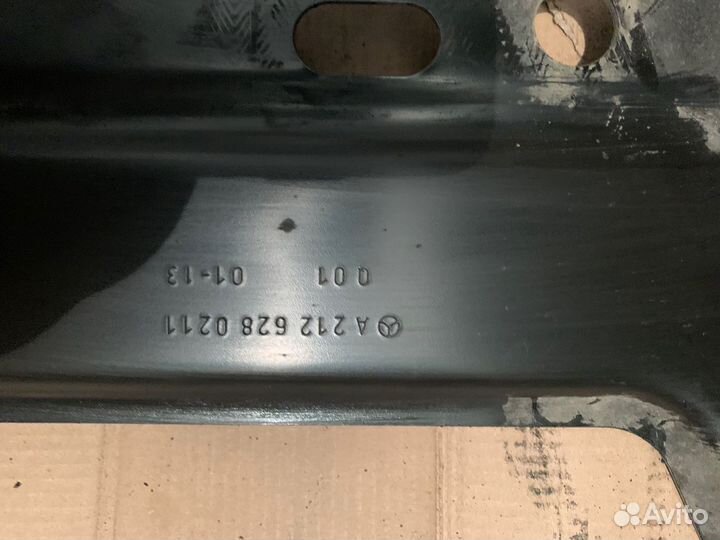 Крепление рулевой рейки Mercedes GLK