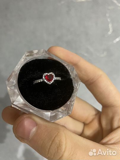 Серебряное кольцо pandora