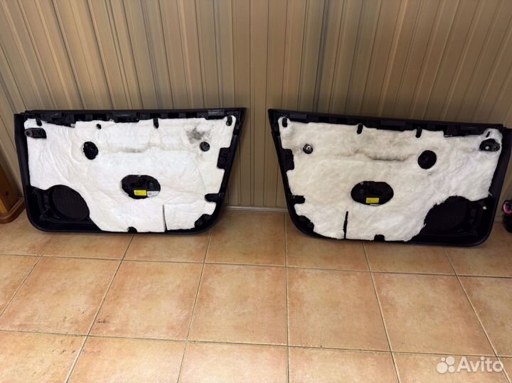 Дверные карты Tesla 3