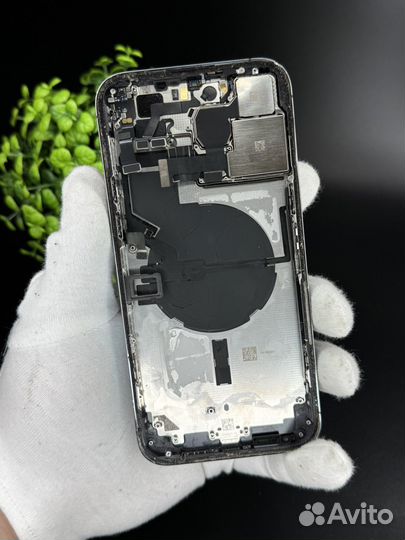 Корпус на iPhone 14 Pro Max