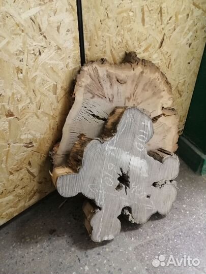 Обрезки слэбов, щитов, спилы