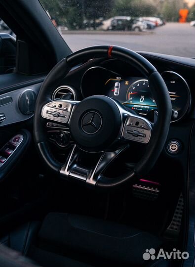 Аренда автомобиля Mercedes C43 AMG