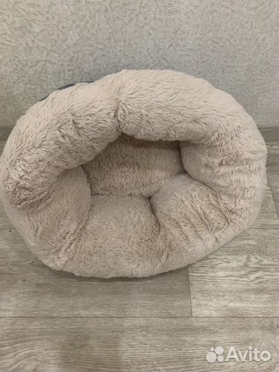 Лежанка для кошек бу