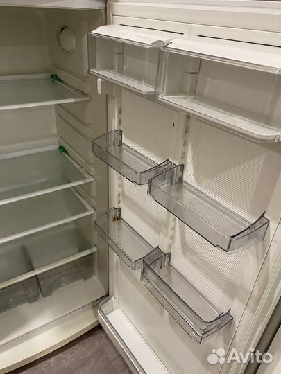 Холодильник атлант бу