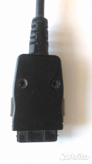 Зарядное устройство для мобильного телефона