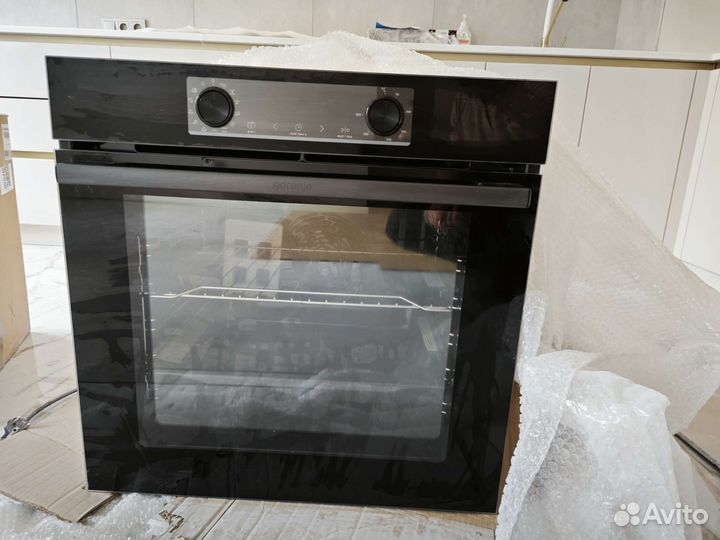 Духовой шкаф Gorenje BO6737E02BG