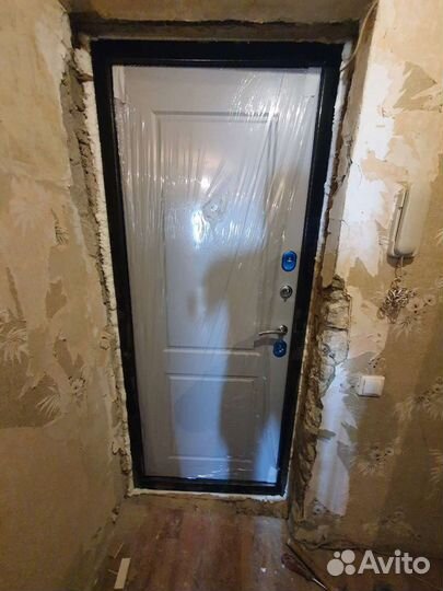 Входная стальная дверь