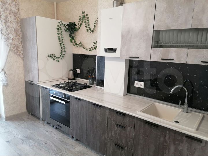 2-к. квартира, 64 м², 4/9 эт.